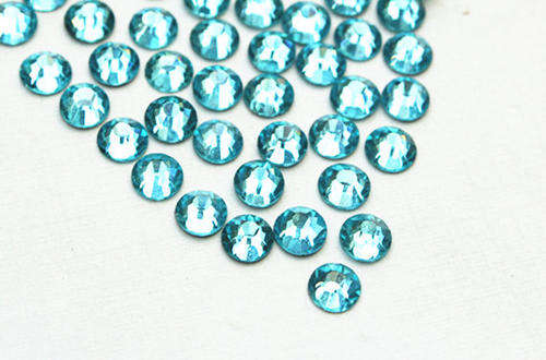 1 x GROSS - HOT-FIX SS16  3.8 - 4 mm CRYSTAL RHINESTONES - DARK AQUAMARINE