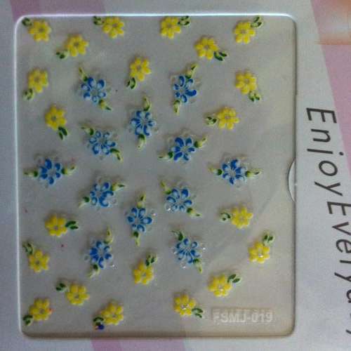 NAIL ART