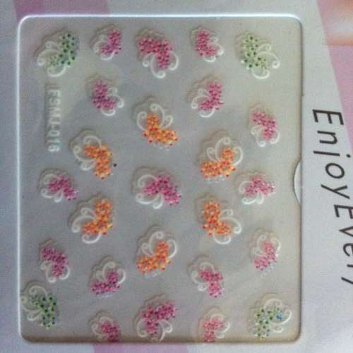 NAIL ART