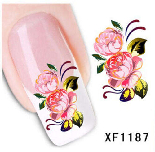NAIL ART
