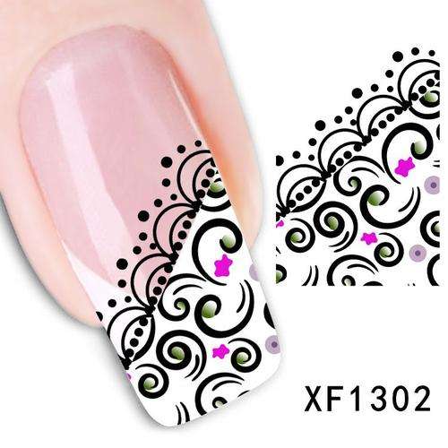 NAIL ART