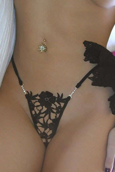 LOLA LUNA GUIL BLACK LACE THONG - ONE SIZE