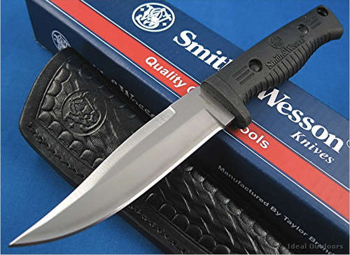 Smith & Wesson Small Clip Point Hunter Knife NEW