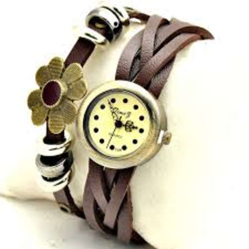 Retro vintage light brown or white quartz leather flower watch gift