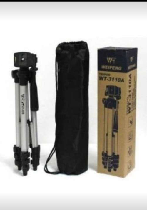 Camera tripod stand