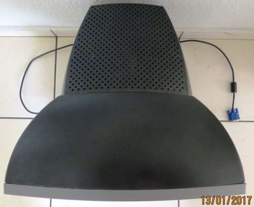 Mecer 17" SVGA CRT Monitor