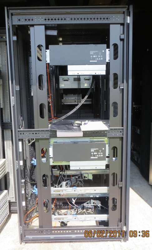 HP 42U Server Rack