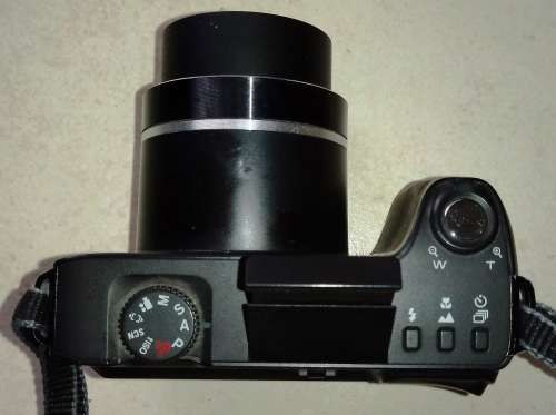 Kodak Z8612 IS EasyShare Digital Zoom Camera