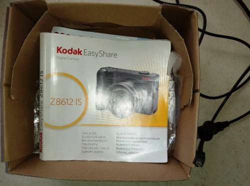 Kodak Z8612 IS EasyShare Digital Zoom Camera