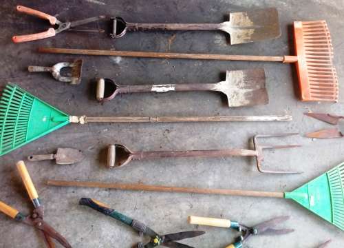 Assorted Gardening Tools - 13pcs   ***Restock your Garden Service***