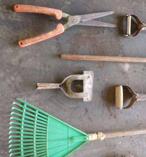 Assorted Gardening Tools - 13pcs   ***Restock your Garden Service***