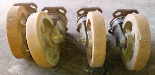 200mm Heavy Duty Metal Swivel Castor Wheels - set of 4
