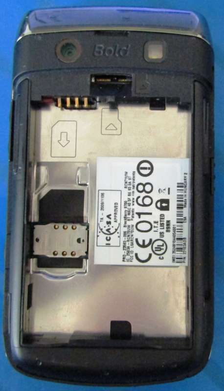 Blackberry Bold 9700 Corpse ***For Spares or Repairs Only!***