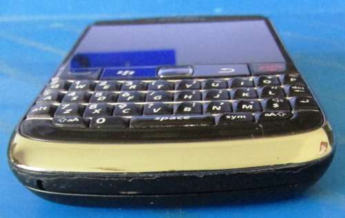 Blackberry Bold 9700 Corpse ***For Spares or Repairs Only!***