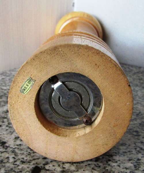 Wooden Professional Pepper Mill/Grinder - 300mm