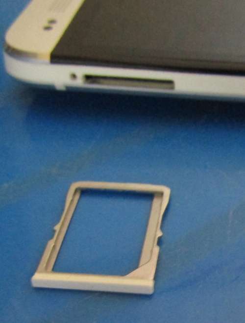 HTC One (M7) 32Gb ***Needs New Battery*** ***FREE SAPO Shipping!***