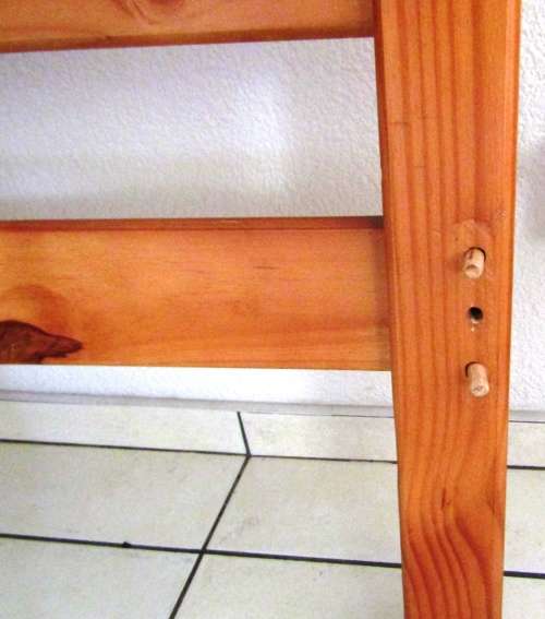 Single Bed & Mattress with Under-Bed Drawer - Knotty Pine with Oregon Pine Stain/Lacquer