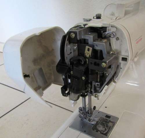 Bernina Nina 4023 Sewing Machine