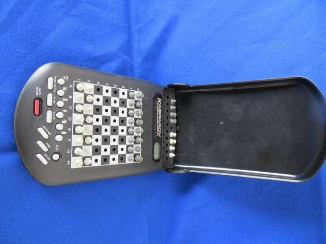 Kasparov Travel Companion Chess Computer