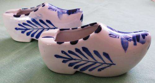 Porcelain Dutch (Hollandse) Shoes