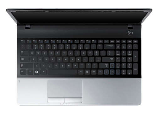 Samsung NP300E5A, 700GB HDD, 2GB RAM, Celeron B800 1.5GHz, Windows 10 64 bit, 15.6" Display