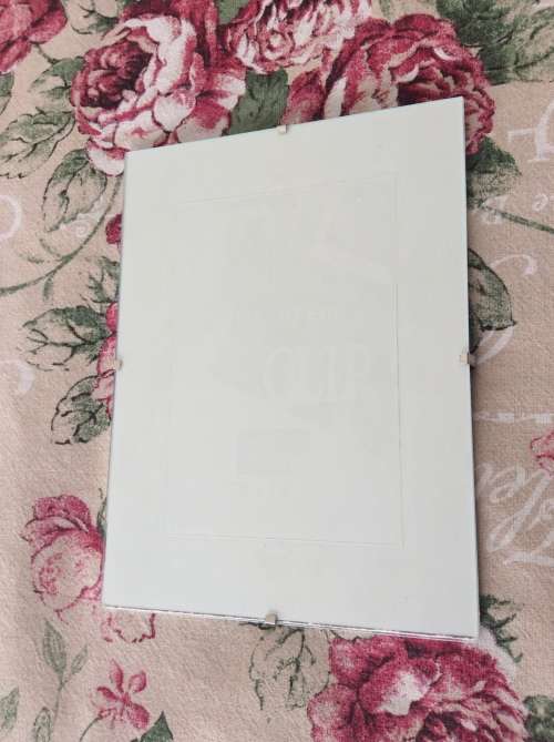 Set of 9 Photo Frames - good as new