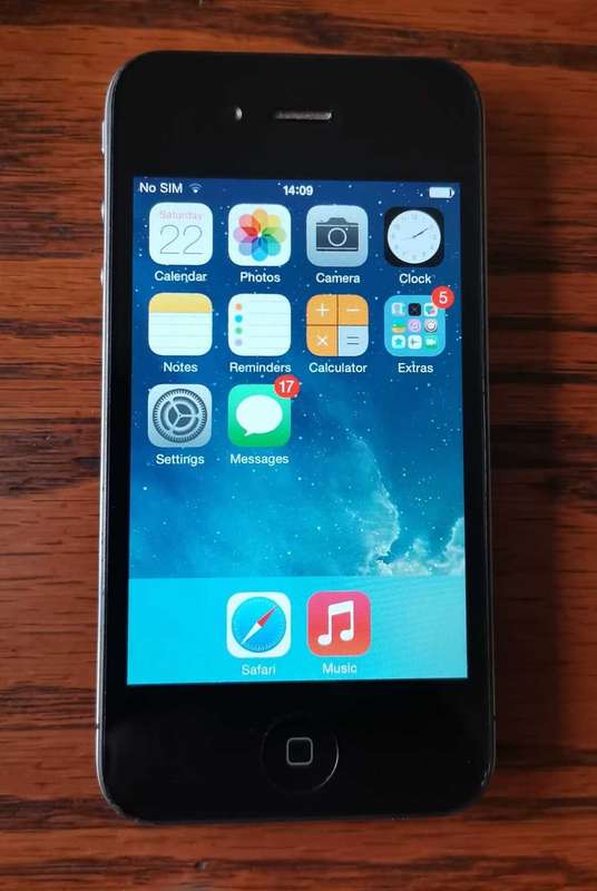 iPhone 4 bundle