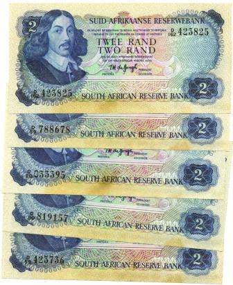 R2 BRAND NEW UNCIRCULATED NOTES IN SEQUENCE NUMBERS X 5