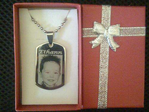 STAINLESS STEEL DOG TAG PENDANT (PERSONALIZED WITH PHOTO, TEXT ENGRAVING)