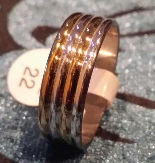 *4 TO GO* STAINLESS STEEL RING WITH GOLD PLATED PATTERN INLAY**SIZES 18,19,20,21,22**