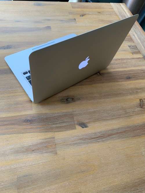 Macbook Air 13 inch 2017