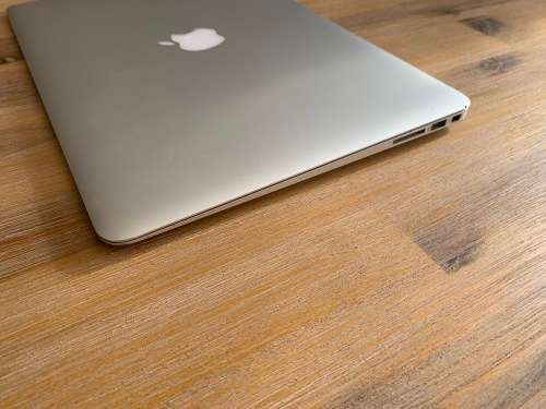 Macbook Air 13 inch 2017