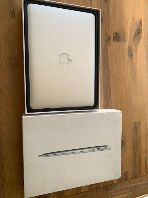 Macbook Air 13 inch 2017