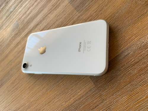 iPhone XR 128GB White