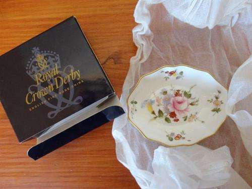 ROYAL CROWN DERBY PIN DISH "DERBY POSIES"