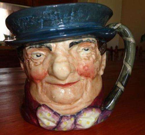 ROYAL DOULTON LARGE "TONY WELLER" CHARACTER JUG