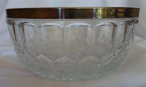 BEAUTIFUL METAL RIMMED GLASS BOWL