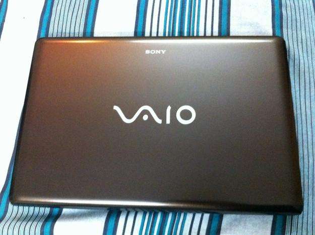 Sony Vaio Intel i5 Laptop VPCEB12FD