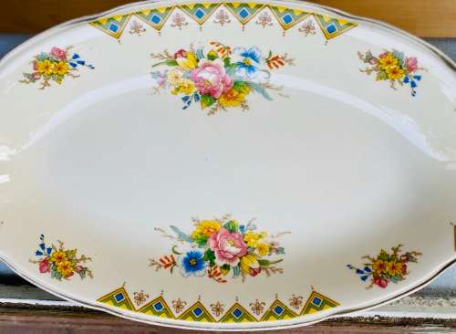 John Maddock & Sons Ltd rare "Sunchow" Ivory Ware plate measuring 210 mm x 125 mm
