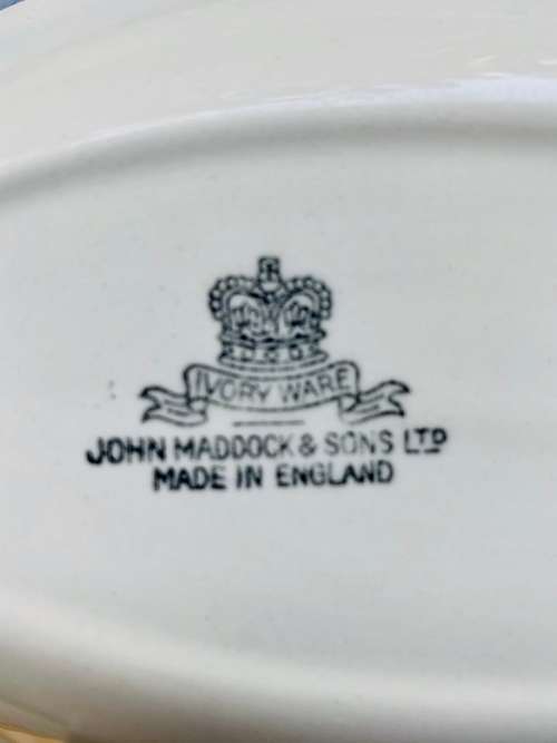 John Maddock & Sons Ltd rare "Sunchow" Ivory Ware plate measuring 210 mm x 125 mm