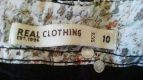 Black Capri Pants By Real Clothing Size 10