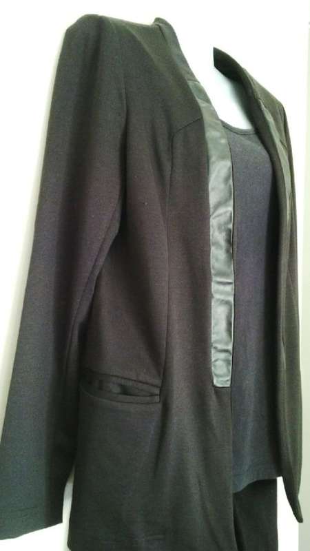 Soft Black Jacket With Leather Look Lapels Size Medium