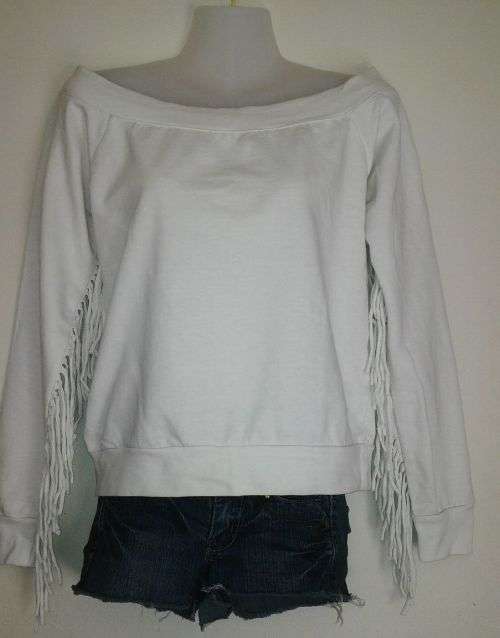 Cream Scooped Neck Sweatshirt with Fringe / Tassle Trim  Size Medium.  DIY Cowgirl Costume