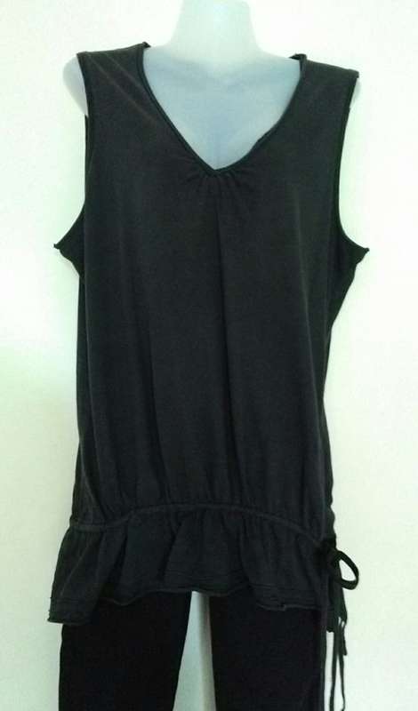 Black Longer length V Neck Top With drawstring Waist Size 18