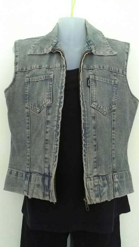 Sleveless Denim Jacket By Sisssy Boy Size Medium