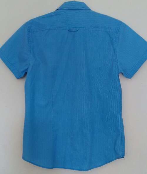 Turquoise Pinstripe short Sleeve Shirt by Relay Size medium