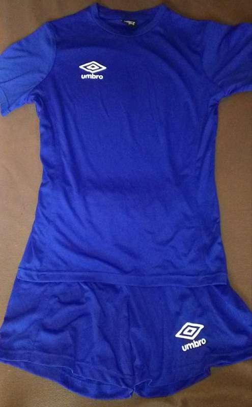 Umbro Blue Soccer Kit Size XL