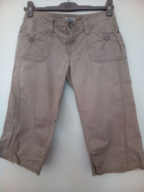 Beige Cutoff Hipsters by Instinct Size 8