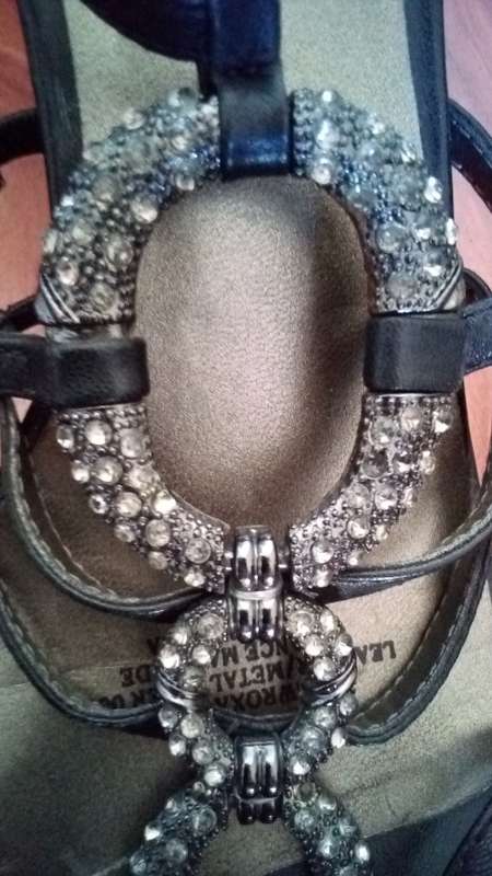 Leather Sandals with Marcasite  Detail  by Nine West Size 8.5