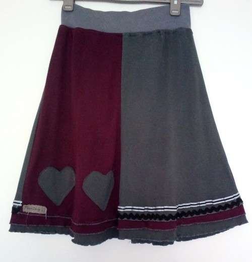 Cute Skirt by Purple Daisy Clothing Size Medium